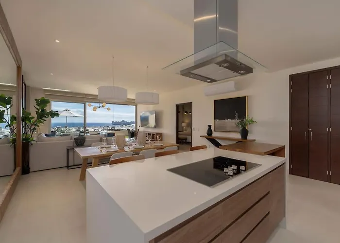 Holiday home Terrace With Arch Views, Pool, Bbq & Gear