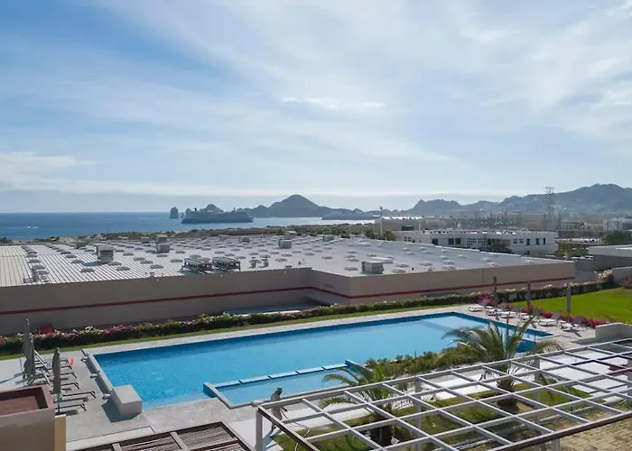 Holiday home Terrace With Arch Views, Pool, Bbq & Gear *